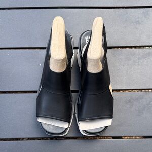 Sorel Black and White Slingback Sandals
